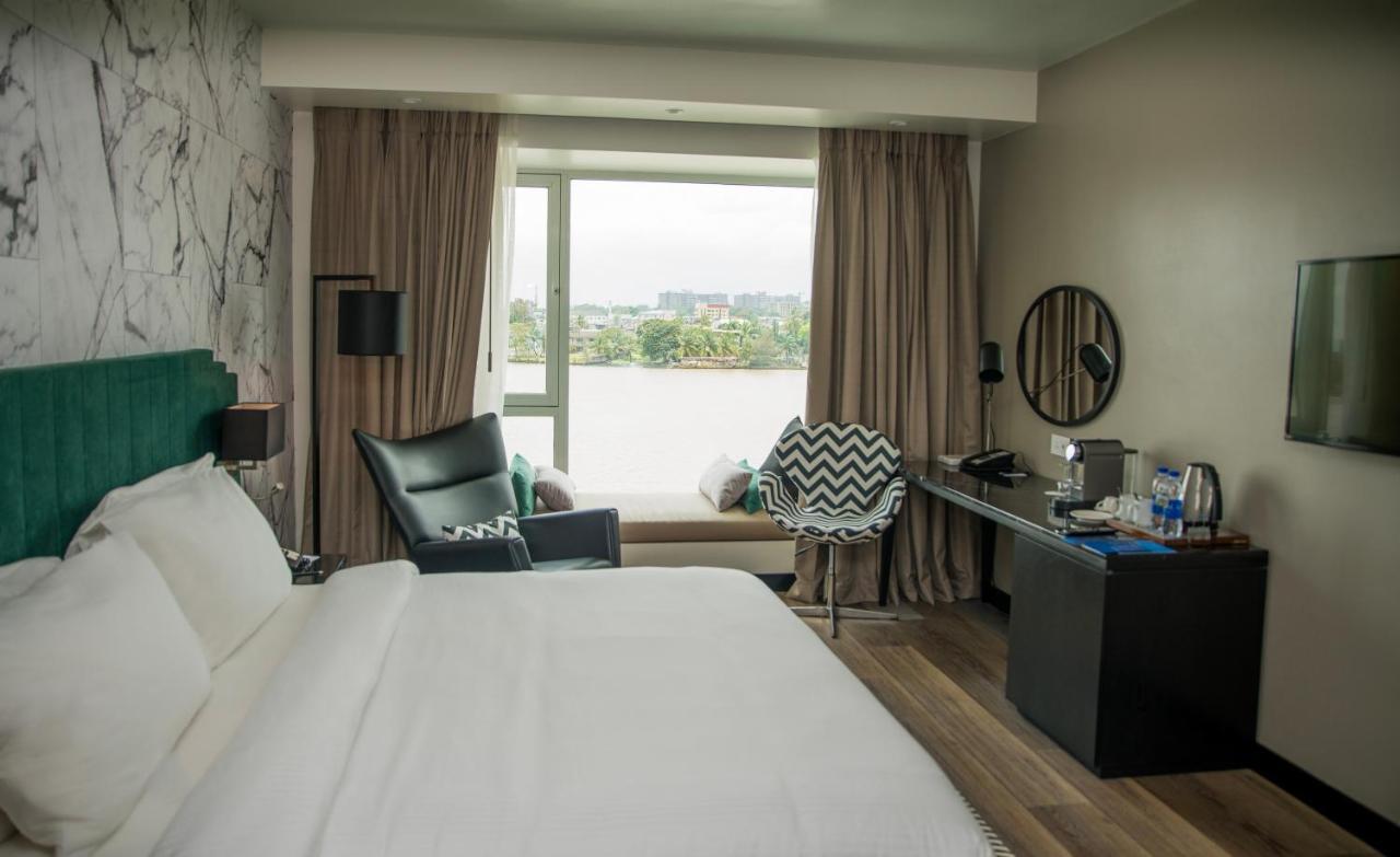 Radisson Blu Anchorage Hotel ลากอส ภายนอก รูปภาพ