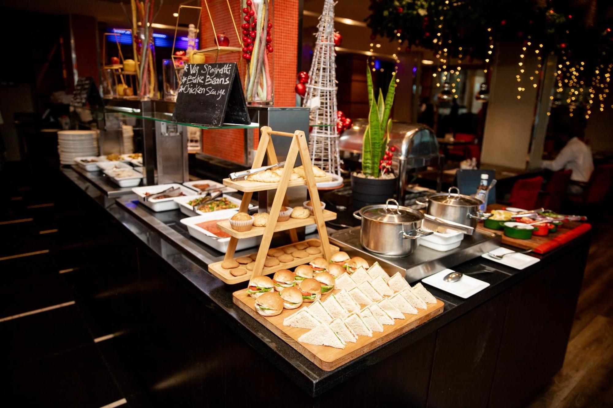 Radisson Blu Anchorage Hotel ลากอส ภายนอก รูปภาพ