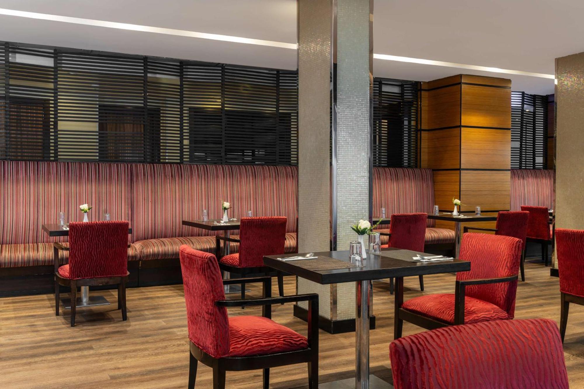 Radisson Blu Anchorage Hotel ลากอส ภายนอก รูปภาพ