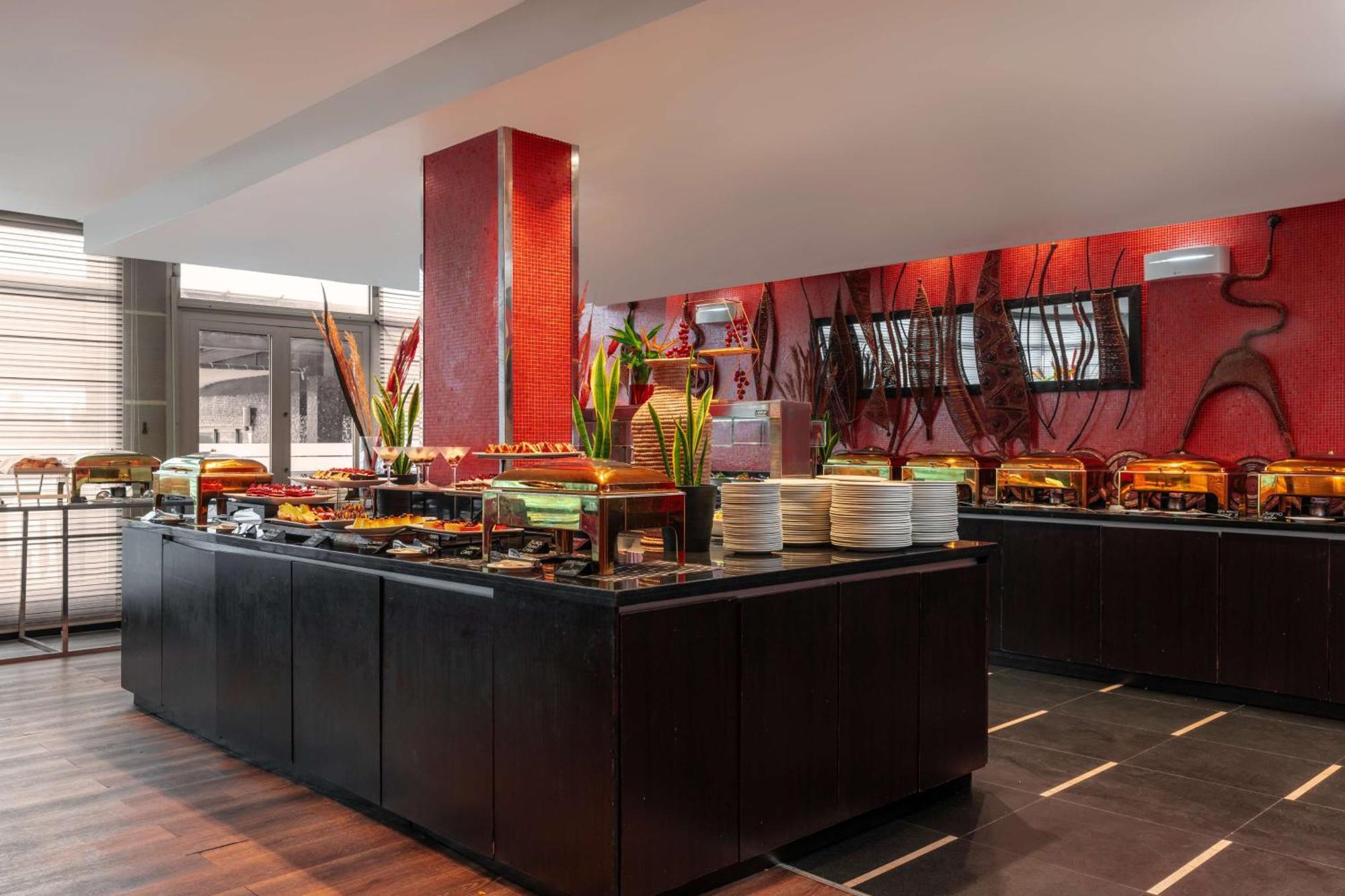Radisson Blu Anchorage Hotel ลากอส ภายนอก รูปภาพ
